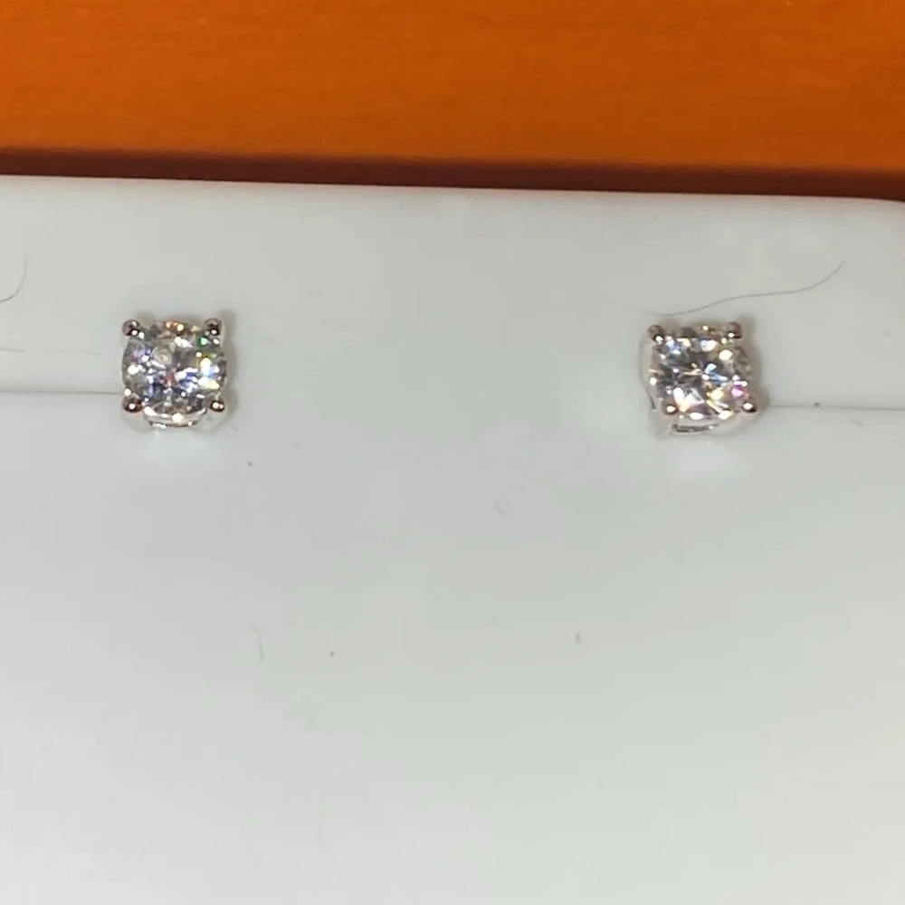Classic White .50ct Stud Earrings - Sterling Silver Tone